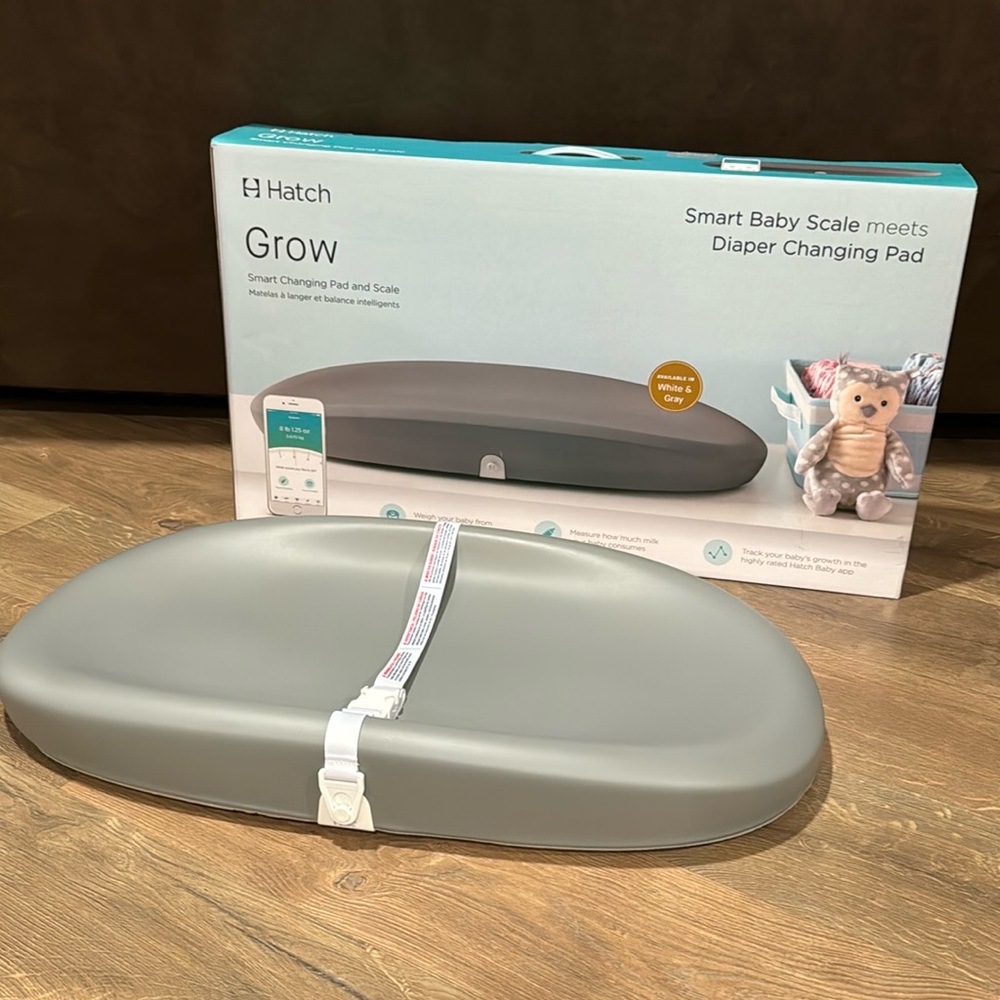 Hatch Grow Baby Scale & Diaper Changing Pad